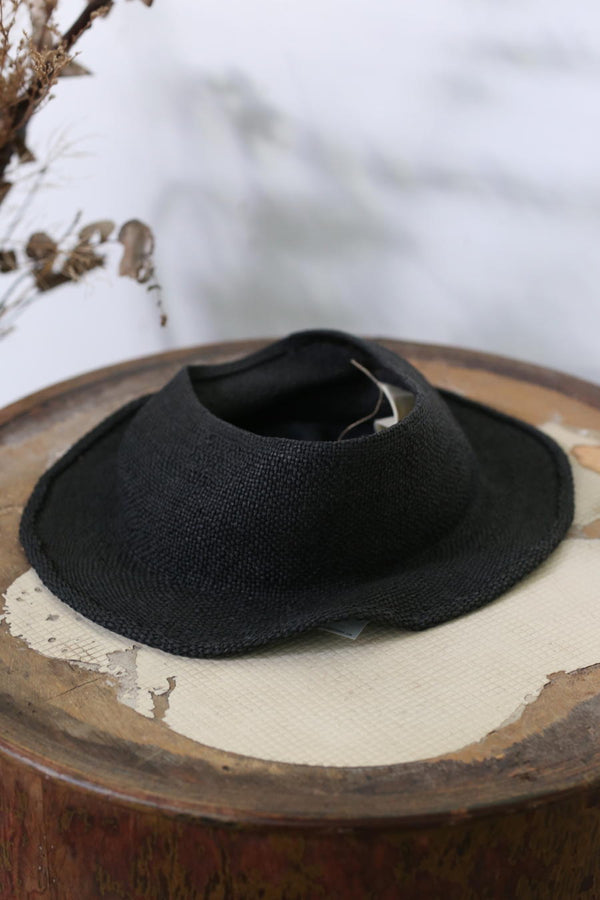 Horisaki takes a open sun hat SHBOJO BLACK